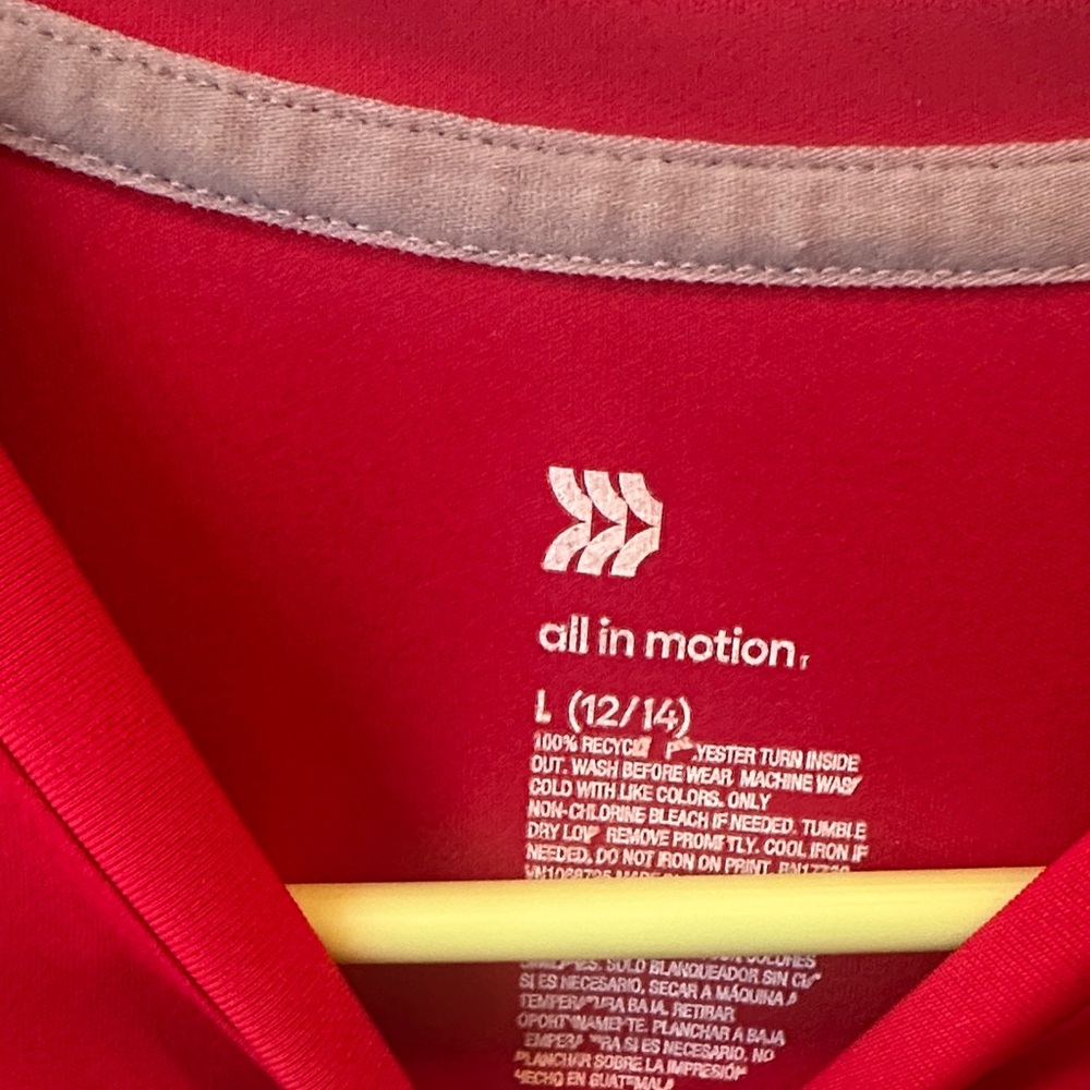 All in Motion Red Sports Graphic Tee athletic‎ material size large - Picture 3 of 4